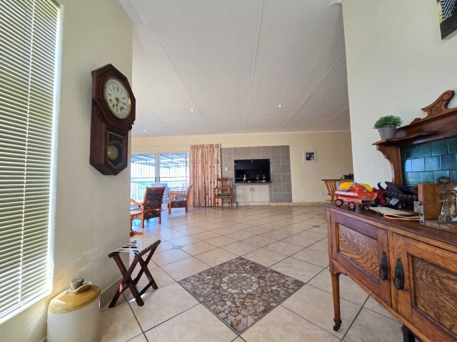 3 Bedroom Property for Sale in Stilbaai Wes Western Cape
